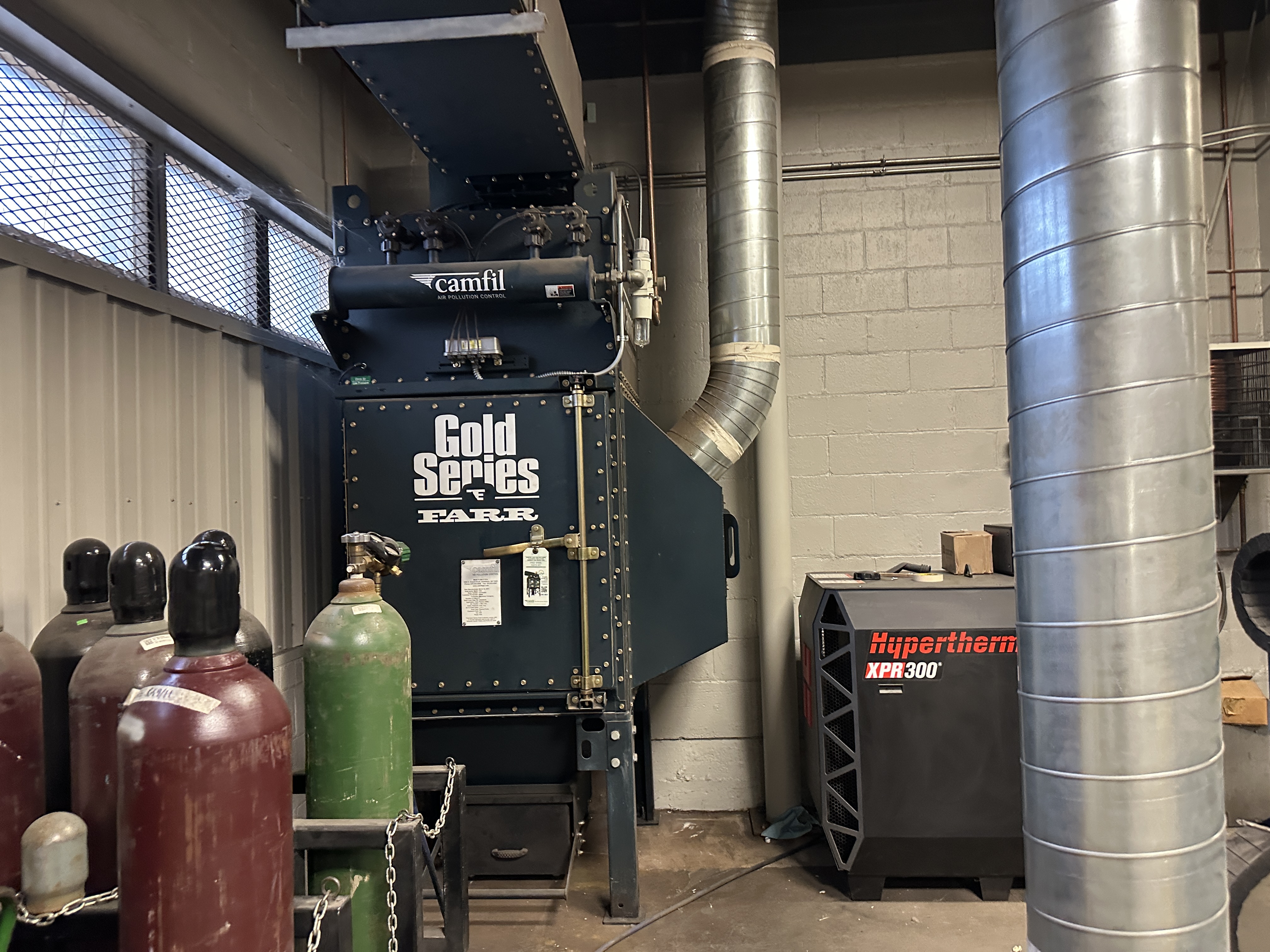 18 Camfil Gold Series 4 dust collector with silencer